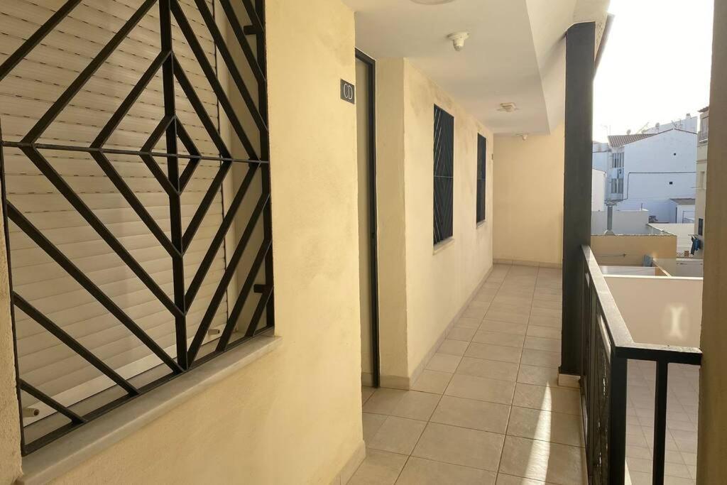 Maravilloso Apartamento En Primera Linea De Playa Con Vistas Al Mar En Caleta De Velez 2 D Екстериор снимка