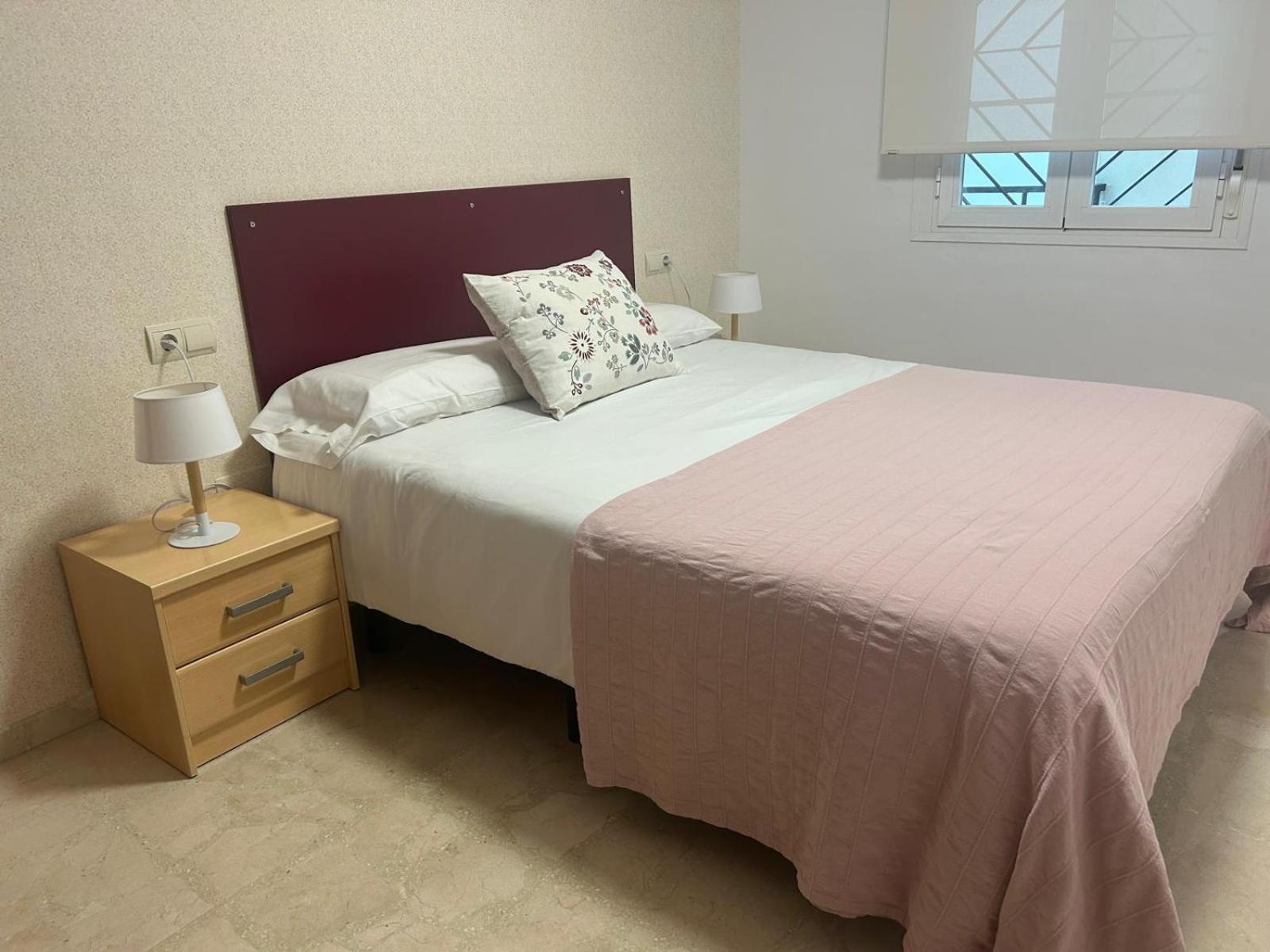 Maravilloso Apartamento En Primera Linea De Playa Con Vistas Al Mar En Caleta De Velez 2 D Екстериор снимка