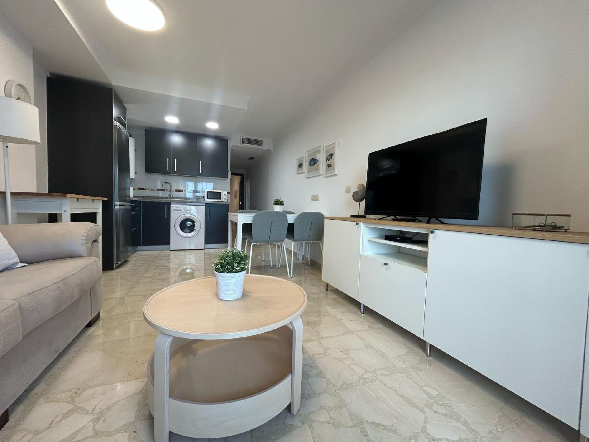Maravilloso Apartamento En Primera Linea De Playa Con Vistas Al Mar En Caleta De Velez 2 D Екстериор снимка